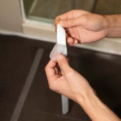 Bande Adhésive Antidérapante - X6 12 Bande Adhésive Antidérapante - X6 -Intexoo Shop bande adhesive antiderapante x6 3