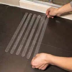 Bande Adhésive Antidérapante - X6 13 Bande Adhésive Antidérapante - X6 -Intexoo Shop bande adhesive antiderapante x6 4