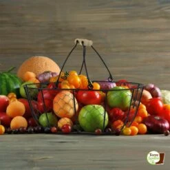 Panier De Récolte En Métal Noir Et Poignées Bois 8L 7 Panier De Récolte En Métal Noir Et Poignées Bois 8L -Intexoo Shop panier recolte corbeille fruits metal noir poignees bois 8l 3