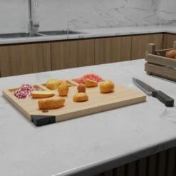 Planche à Découper En Bois Avec Aiguiseur De Couteaux Intégré 8 Planche à Découper En Bois Avec Aiguiseur De Couteaux Intégré -Intexoo Shop planche a decouper en bois multifonction 3